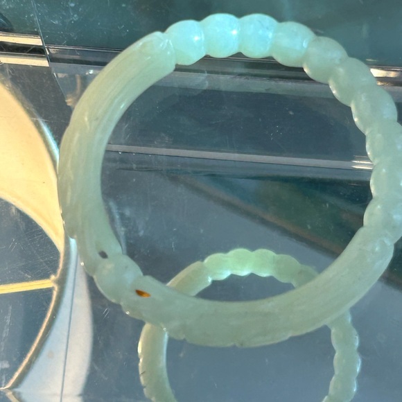 Jade bracelets - Picture 6 of 11